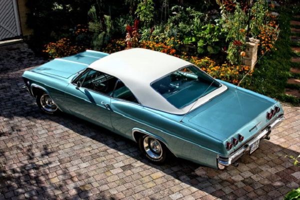 Kultauto Chevrolet Impala 1965 für die Hochzeit