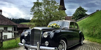 Hochzeitsauto-Vermietung - Farbe: Grau - Schweiz - Cadillac von Oldtimervermietung Rent A Classic Car