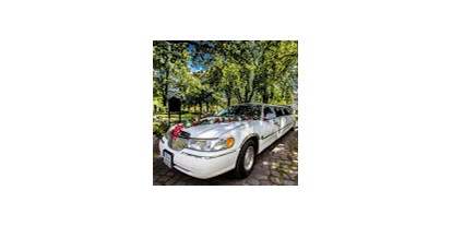 Hochzeitsauto-Vermietung - Shuttle Service - Berlin - Lincoln Town Car  - Chrysler oder Lincoln Stretch-Limousinen von Limos-Berlin