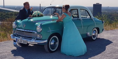 Hochzeitsauto-Vermietung - Farbe: Grün - Ruhrgebiet - Bochum 2018  - Vauxhall Cresta E  von 1955 Oldtimer-hochzeitsfahrten-nrw.de