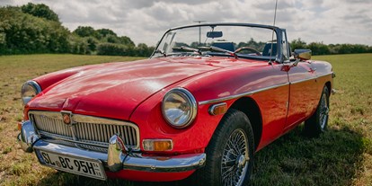 Hochzeitsauto-Vermietung - Farbe: Rot - Ostsee - MGB Roadster