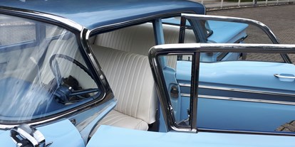 Hochzeitsauto-Vermietung - Farbe: Blau - Deutschland - Hochzeitsauto / Classiccar