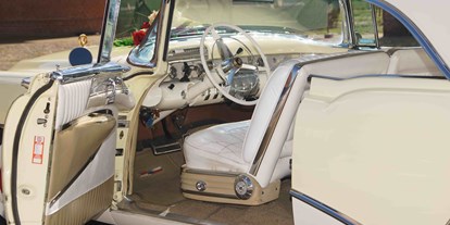 Hochzeitsauto-Vermietung - Chauffeur: Chauffeur buchbar - PLZ 13407 (Deutschland) - Buick von Classic 55