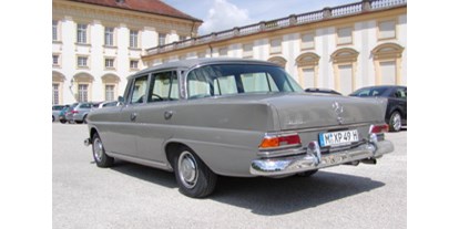 Hochzeitsauto-Vermietung - Farbe: Grau - PLZ 81671 (Deutschland) - Mercedes Benz 230 Heckflosse von Classic Roadster München