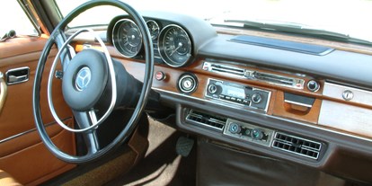 Hochzeitsauto-Vermietung - Shuttle Service - Mercedes Benz 280 SE 4.5 von Classic Roadster München