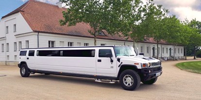 Hochzeitsauto-Vermietung - Antrieb: Gas - PLZ 13407 (Deutschland) - weiße Hummer H2 Stretchlimousine