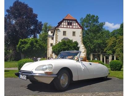 Hochzeitsauto-Vermietung - Farbe: Weiß - Stuttgart / Kurpfalz / Odenwald ... - Citroen DS Cabrio "Die Göttin"