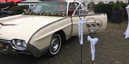 Hochzeitsauto-Vermietung - Einzugsgebiet: international - Eschweiler - Ford Thunderbird 1963