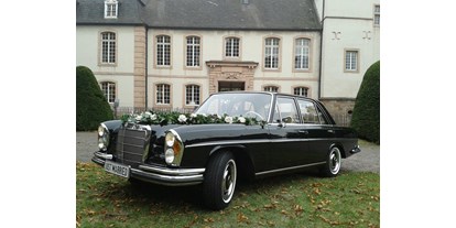 Hochzeitsauto-Vermietung - Shuttle Service - PLZ 80639 (Deutschland) - Die Mercedes Limousine von 1966, die erste S-Klasse. - K & K Oldtimer-Vermietung für Hochzeitsautos und Oldtimerbusse in Freiburg