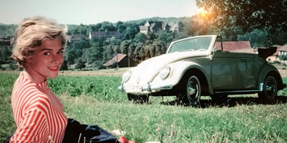 Hochzeitsauto-Vermietung - Einzugsgebiet: regional - PLZ 76448 (Deutschland) - Ein schönes VW Käfer Cabrio mieten. - Tolle OIdtimer Hochzeitsautos mieten am Bodensee