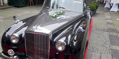 Hochzeitsauto-Vermietung - Farbe: Grau - Deutschland - Bentley S1