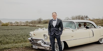 Hochzeitsauto-Vermietung - Versicherung: Vollkasko - Binnenland - Cadillac Sedan DeVille 1956
