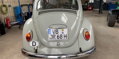 Hochzeitsauto-Vermietung - Farbe: Grau - Deutschland - VW Käfer "Elsa" | Baujahr 1968