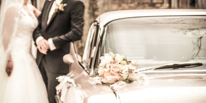 Hochzeitsauto-Vermietung - Chauffeur: nur mit Chauffeur - PLZ 14169 (Deutschland) - Cadillac 59 Oldtimer Hochzeitsauto in Berlin mieten - 59er Cadillac Sedan de Ville Hochzeitsauto in Berlin