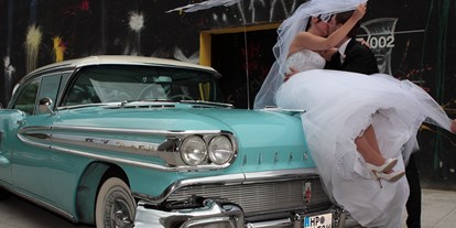Hochzeitsauto-Vermietung - Farbe: Blau - Deutschland - US Klassiker
