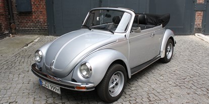 Hochzeitsauto-Vermietung - Farbe: Silber - PLZ 13407 (Deutschland) - 1978er VW Käfer Cabrio - rentmyoldie