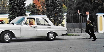 Hochzeitsauto-Vermietung - Art des Fahrzeugs: Oberklasse-Wagen - "Standbild" :-) - Martin Schlund