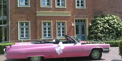 Hochzeitsauto-Vermietung - Chauffeur: nur mit Chauffeur - PLZ 21218 (Deutschland) - Pink Cadillac Cabrio 1969