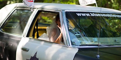 Hochzeitsauto-Vermietung - Versicherung: Haftpflicht - PLZ 97618 (Deutschland) - Hochzeitsauto Bluesmobile, Dodge Monaco 1974 - Bluesmobil Dodge Monaco von bluesmobile4you