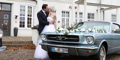 Hochzeitsauto-Vermietung - Farbe: Blau - Deutschland - Ford Mustang 1965
