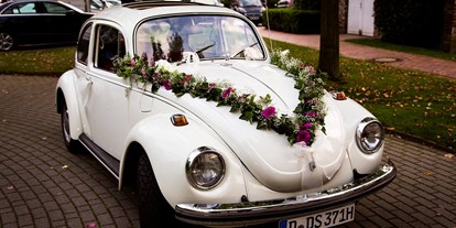 Hochzeitsauto-Vermietung - Farbe: Gelb - PLZ 40227 (Deutschland) - VW Käfer 1302 weiss, Cabrio 1303 schwarz, Cabrio 1303 gelb