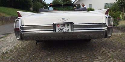 Hochzeitsauto-Vermietung - Einzugsgebiet: regional - Schweiz - Oldtimer-Traumfahrt - Cadillac Deville Cabriolet, Jg. 1964