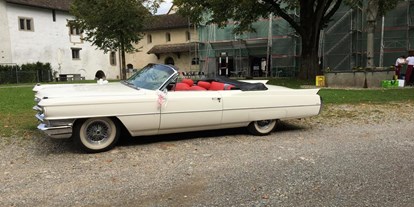 Hochzeitsauto-Vermietung - Einzugsgebiet: regional - Schweiz - Hochzeit im Ritterhaus Bubikon - Oldtimer-Traumfahrt - Cadillac Deville Cabriolet, Jg. 1964