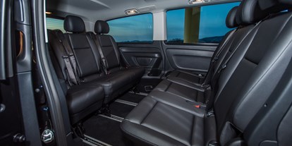 Hochzeitsauto-Vermietung - Art des Fahrzeugs: Mittelklasse-Wagen - PLZ 4062 (Österreich) - Mercedes VAN - Transferservice 