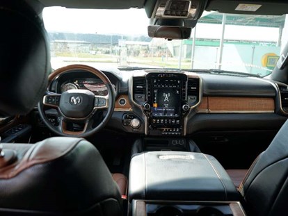 Hochzeitsauto-Vermietung - Versicherung: Vollkasko - Dodge RAM 1500 Longhorn 