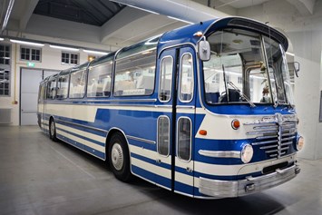 Hochzeitsauto: Büssing Oldtimerbus (BJ 1966) mit 53 Plätzen im Raum München. - Büssing Oldtimerbus