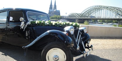 Hochzeitsauto-Vermietung - Chauffeur: nur mit Chauffeur - Köln, Bonn, Eifel ... - Citroen 11 CV von Hollywood Limousinen-Service