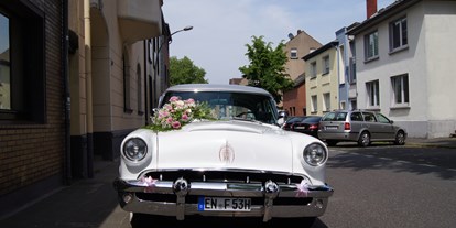 Hochzeitsauto-Vermietung - Art des Fahrzeugs: Oldtimer - Unser Ford Mercury Monterey, das Brautauto aus Bochum! - Ford Mercury Monterey, hochzeitsfahrt.nrw, in Hattingen