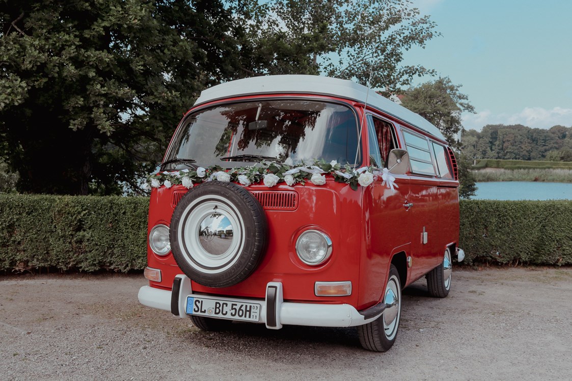Hochzeitsauto: VW Bulli T2a