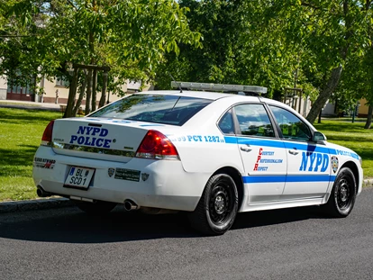 Hochzeitsauto-Vermietung - Farbe: Blau - Andlersdorf - Chevrolet Impala NYPD Police Car