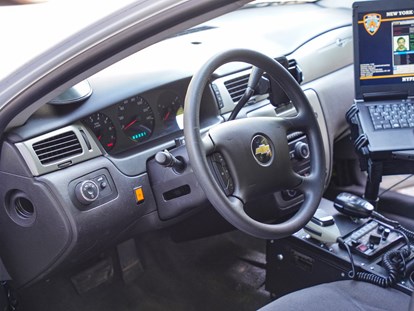 Hochzeitsauto-Vermietung - Farbe: Weiß - PLZ 2523 (Österreich) - Chevrolet Impala NYPD Police Car