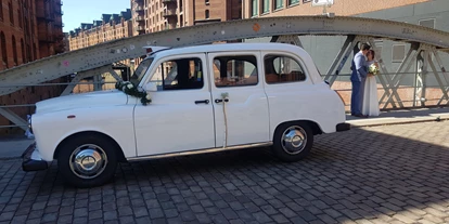Hochzeitsauto-Vermietung - Marke: London Taxi - PLZ 20251 (Deutschland) - London Taxi in schneeweiss