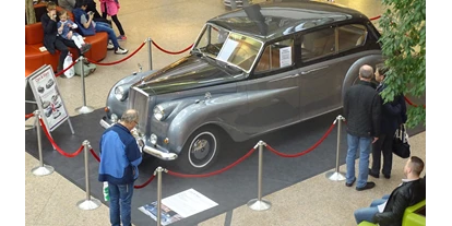 Hochzeitsauto-Vermietung - Farbe: Silber - PLZ 20251 (Deutschland) - Bentley 1959, silber-schwarz