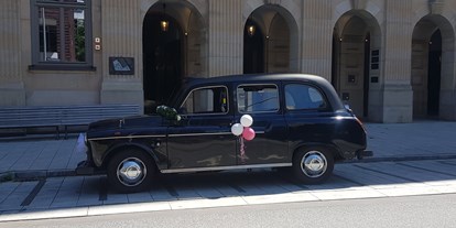 Hochzeitsauto-Vermietung - Marke: Austin - PLZ 22145 (Deutschland) - London Taxi, Oldtimer, schwarz