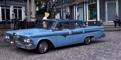 Hochzeitsauto-Vermietung - Farbe: Blau - PLZ 44629 (Deutschland) - Hochzeitsauto / Classiccar