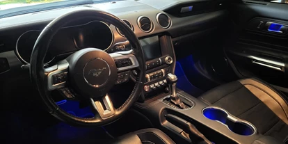 Hochzeitsauto-Vermietung - Versicherung: Vollkasko - Oberkühberg - Ford Mustang GT5.0 Cabrio - Ford Mustang GT5.0 Cabrio von Autovermietung Ing. Alfred Schoenwetter
