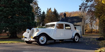 Hochzeitsauto-Vermietung - Farbe: Weiß - Langenfeld (Mettmann) - Citroen 11 CV weiß von Hollywood Limousinen-Service
