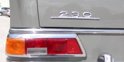 Hochzeitsauto-Vermietung - Marke: Mercedes Benz - Garching bei München - Mercedes Benz 230 Heckflosse von Classic Roadster München