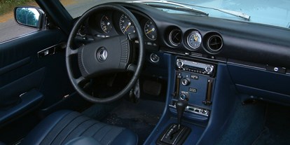 Hochzeitsauto-Vermietung - Farbe: Blau - Mercedes Benz 450 SL