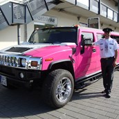 Hochzeitsauto - Hummer-Stretchlimousine in weiß-pink. - Hummer 2 -Stretchlimousine weiß - pink