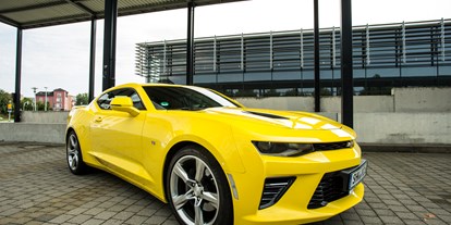 Hochzeitsauto-Vermietung - Marke: Chevrolet - Ötigheim - yellowhummer Camaro SS