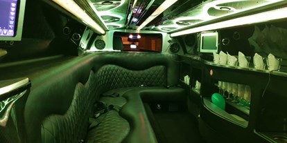 Hochzeitsauto-Vermietung - Art des Fahrzeugs: Stretch-Limousine - schwarze CHRYSLER 300 c Stretchlimousine
