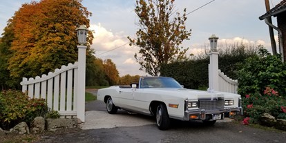 Hochzeitsauto-Vermietung - Farbe: Weiß - Sauerland - Cadillac Eldorado 1975 Frontansicht - Cadillac Eldorado Convertible 1975