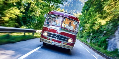 Hochzeitsauto-Vermietung - Farbe: Rot - Winkling (Edt bei Lambach) - Oldtimer in Action © Zopf Photography - Mercedes Benz O 321 H & O 321 HL von Messinger Reisen