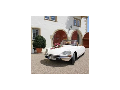 Hochzeitsauto-Vermietung - Art des Fahrzeugs: Oldtimer - Citroen DS Cabrio "Die Göttin"