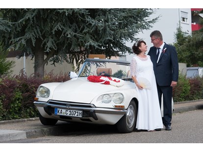 Hochzeitsauto-Vermietung - Versicherung: Vollkasko - Hockenheim - Citroen DS Cabrio "Die Göttin"
